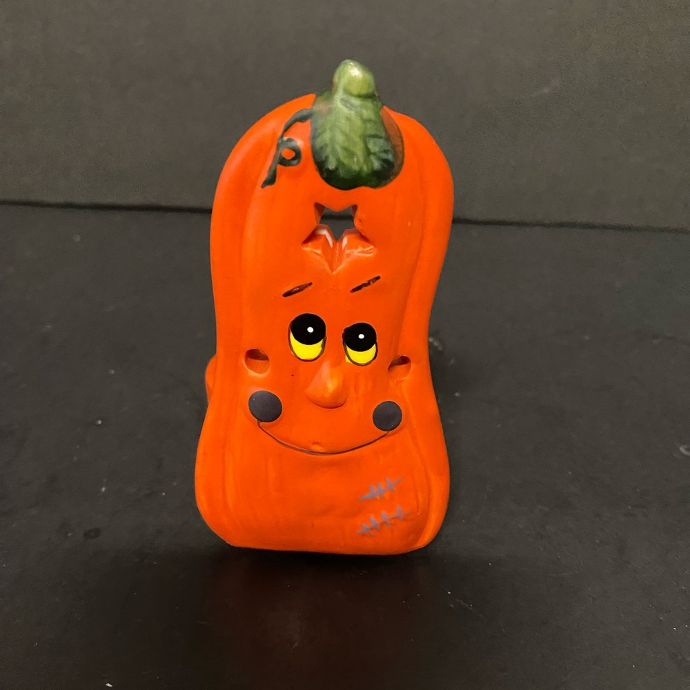 Halloween Pumpkin Shaped Tea Light Holder